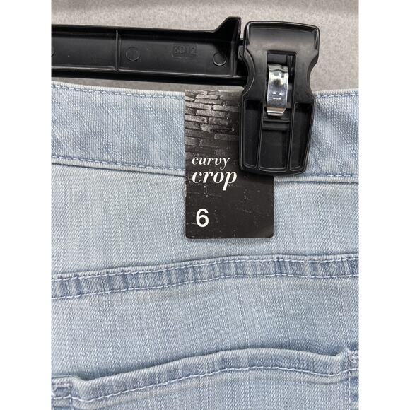 NWT‎ New York & Company Soho Jeans Size 6 Curvy Crop Light Wash Pockets Stretch - Picture 8 of 14
